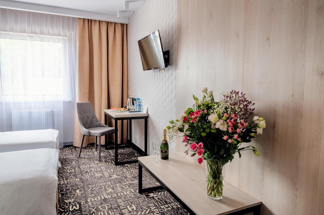 רשין Citi Hotel'S Warszawa-Falenty מראה חיצוני תמונה